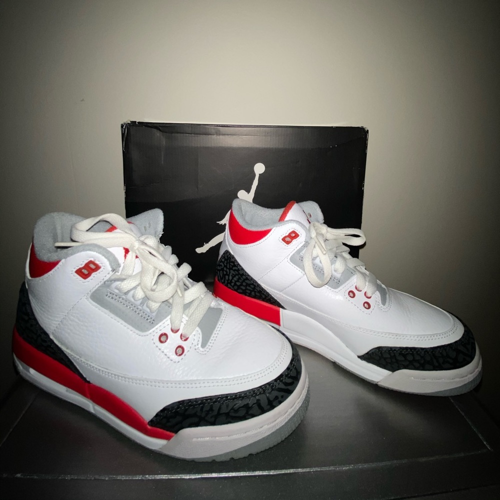 Jordan Retro 3 Fire Red 2007
